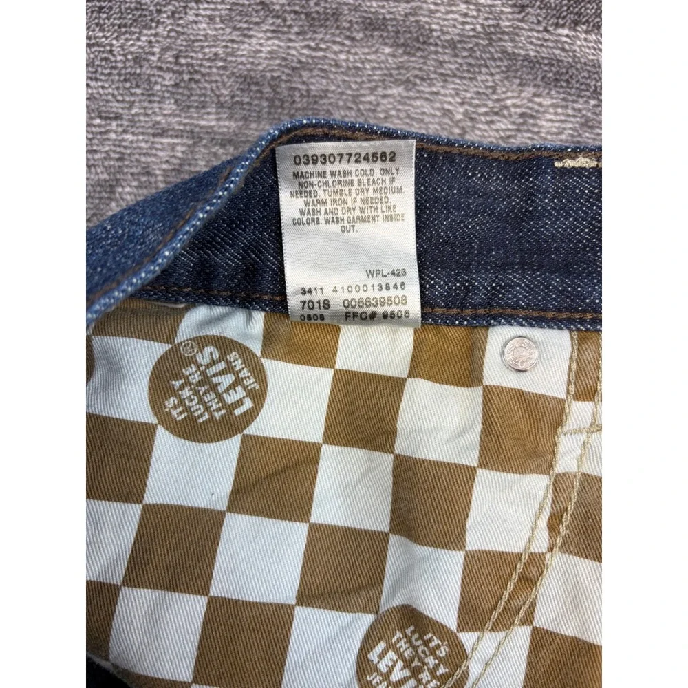 Levi's The Original Jeans Mens 32x34 Blue Slim Straight Dark Wash Denim